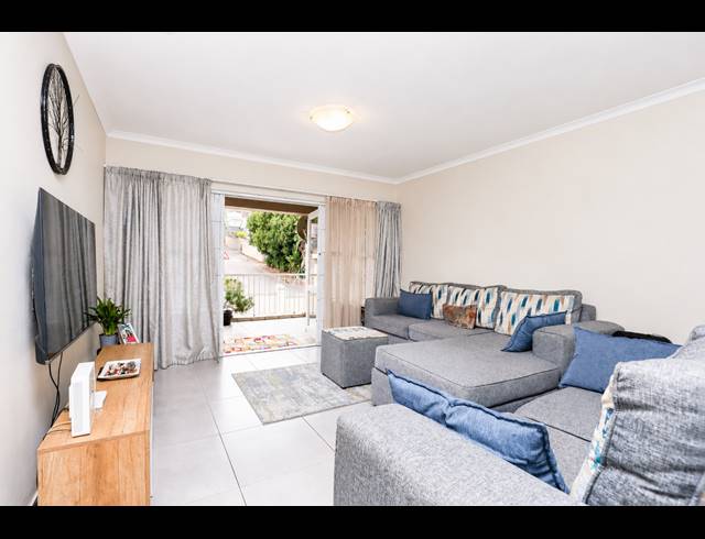 2 BEDROOM APARTMENT FOR SALE IN MUSGRAVE